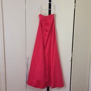 Fuchsia strapless dress.